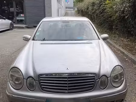 Mercedes-Benz Classe E E 200 2.1 150