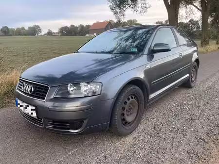 Audi A3 1.6 102 Attraction
