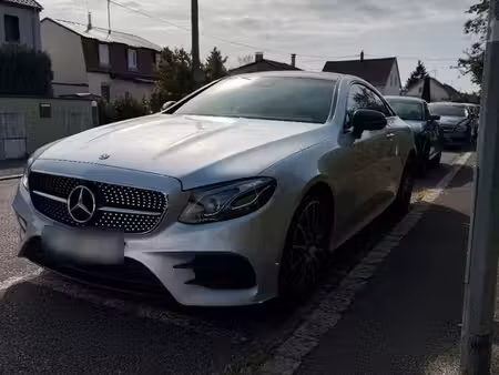 Mercedes-Benz Classe E E 220