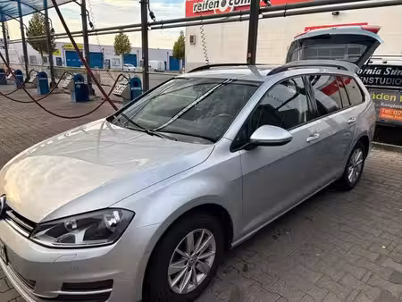 Volkswagen Golf 1.6 TDI 105