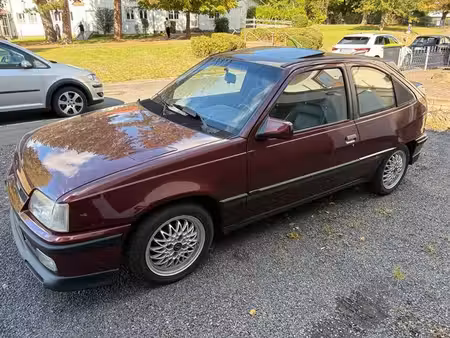 Opel Kadett GSI
