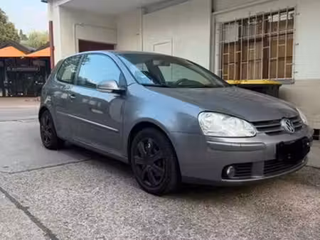 Volkswagen Golf 1.6 102
