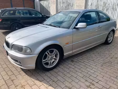 BMW Série 3 320i