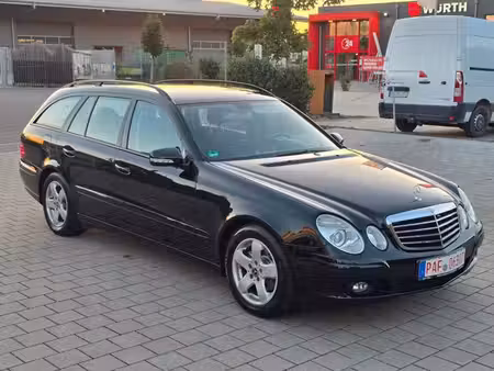 Mercedes-Benz Classe E E 200 2.1 CDI 136