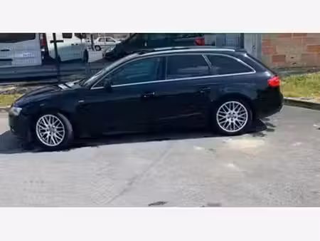 Audi A4 2.0 TDI 177 S line