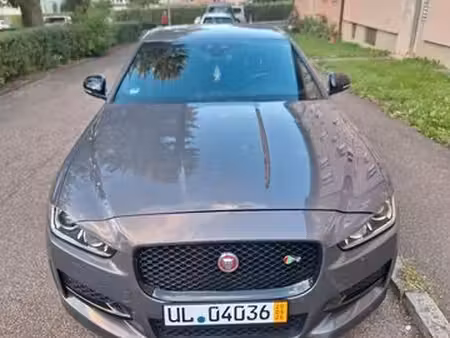 Jaguar XE D180 2.0 180