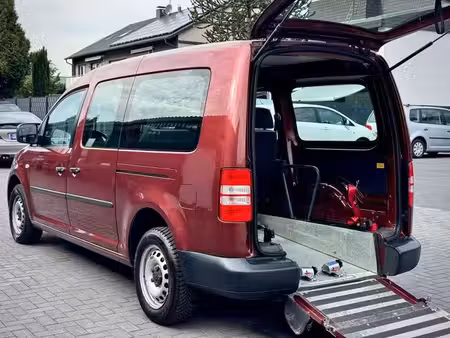 Volkswagen Caddy 1.6 TDI 102