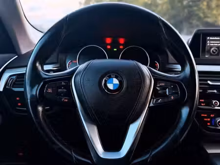BMW Série 5 520i 2.0 184