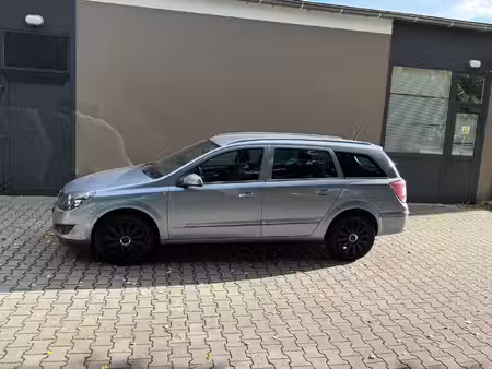 Opel Astra 1.8 140 Cosmo