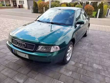 Audi A4 1.6 101