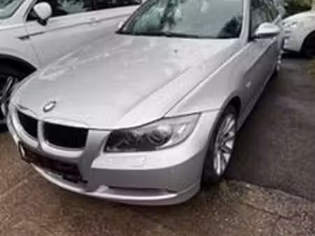 BMW Série 3 330d 3.0 231