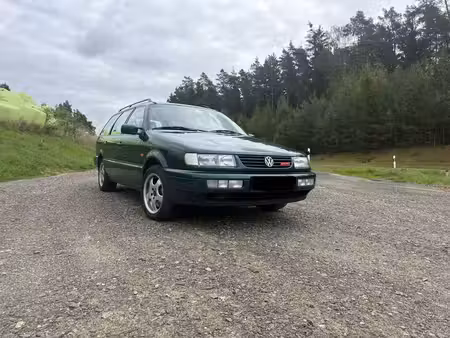 Volkswagen Passat VR6 V6 2.8 174