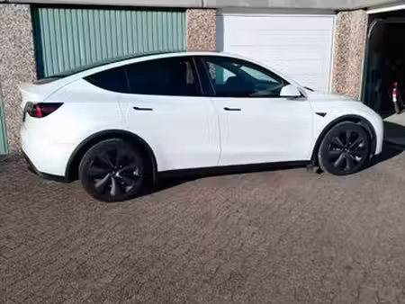 Tesla Model Y Grande Autonomie 4x4