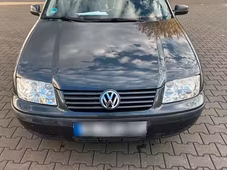 Volkswagen Bora 1.6 105