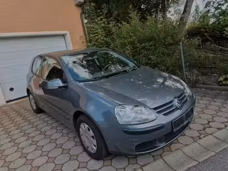 Volkswagen Golf 1.4 75