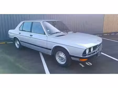 BMW Série 5 520i 2.2 170