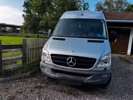 Mercedes-Benz Sprinter 319 V6 3.0 190