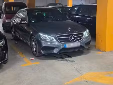 Mercedes-Benz Classe E E 220