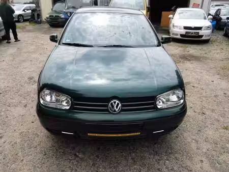 Volkswagen Golf 1.6 Base