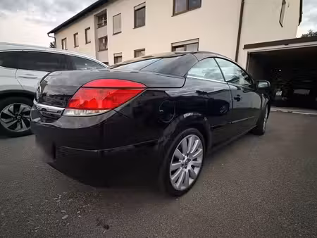 Opel Astra 1.6 105 Enjoy