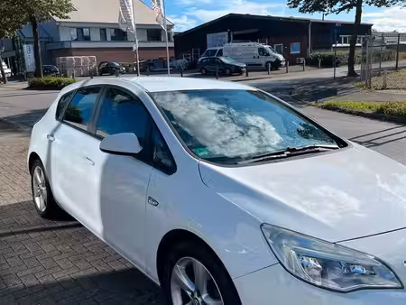 Opel Astra 1.6 115