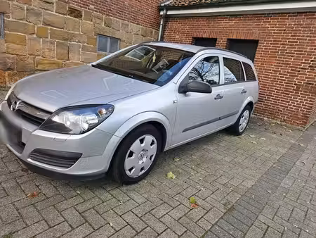 Opel Astra 1.7 CDTI 100