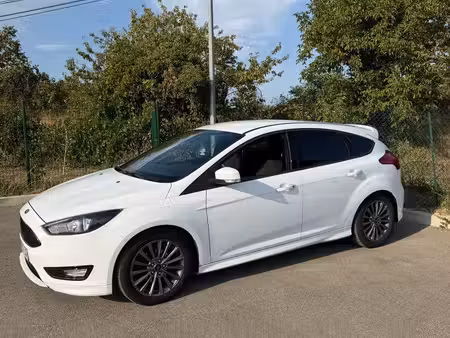 Ford Focus 1.0 125 ST Line