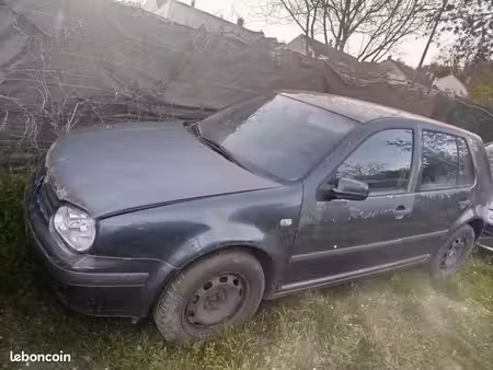 Volkswagen Golf 1.9