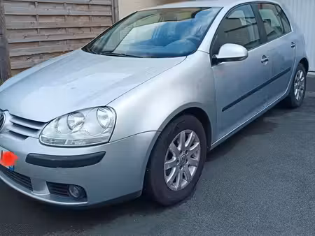 Volkswagen Golf 1.9 TDI 105