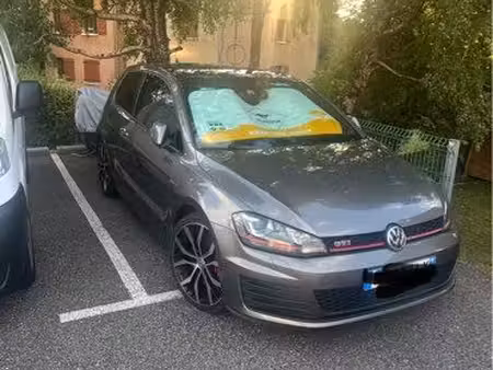 Volkswagen Golf GTI 2.0 TFSI 230 Performance