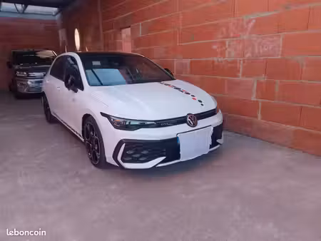 Volkswagen Golf GTI 2.0