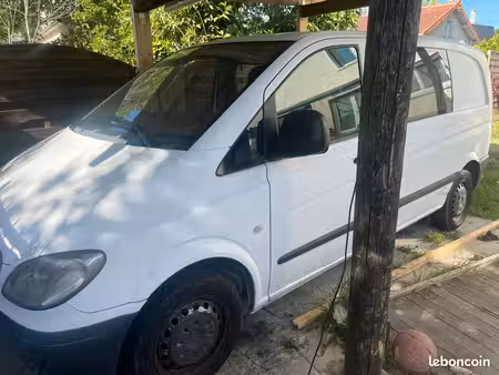 Mercedes-Benz Vito 109 109
