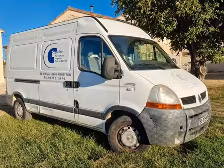 Renault Master 2.5 dCi 115