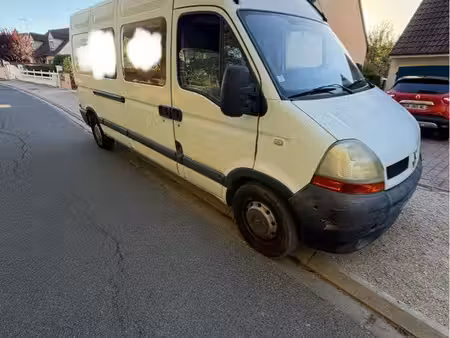 Renault Master 2.5 dCi 120