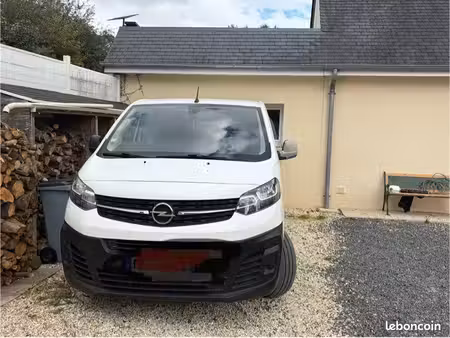 Opel Vivaro 2.0 145