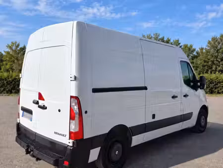 Renault Master 2.3 dCi 130