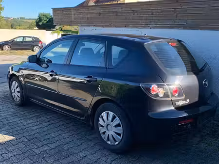 Mazda Mazda3 1.6 105