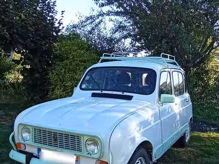 Renault R4 4L