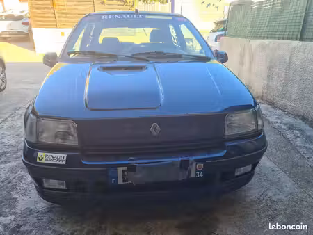 Renault Clio 16S