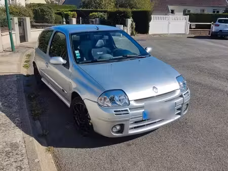 Renault Clio RS 2.0 172