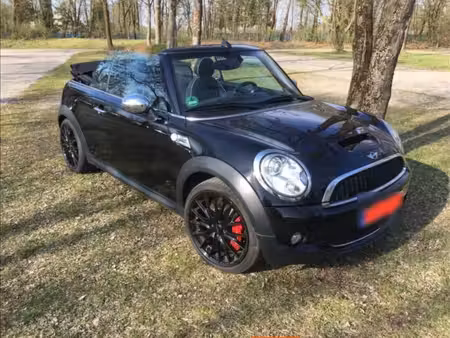 Mini Cabrio John Cooper Works 1.6 211