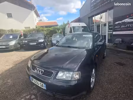 Audi A3 1.6 101 Ambiente