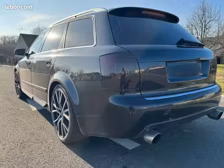 Audi A4 S4 V8 4.2 450 quattro
