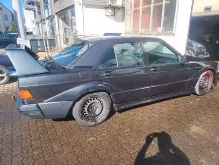 Mercedes-Benz 190 
