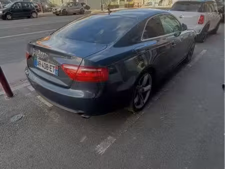 Audi A5 V6 2.7 TDI 190