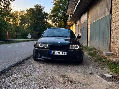 BMW Série 3 330d 3.0 183