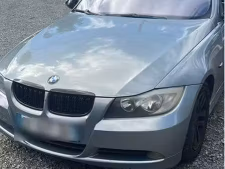 BMW Série 3 325i 2.5 218