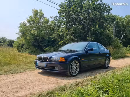 BMW Série 3 330i 3.0 231