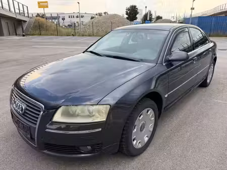 Audi A8 V8 4.2 FSI quattro