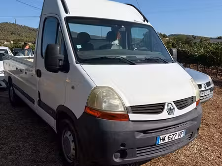 Renault Master 2.5 dCi 100